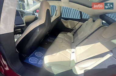 Ліфтбек Tesla Model S 2014 в 