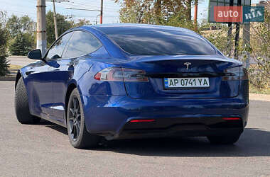 Лифтбек Tesla Model S 2022 в 