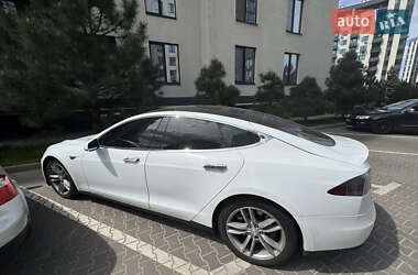 Лифтбек Tesla Model S 2015 в Софиевской Борщаговке фото 2 Лифтбек Tesla Model S 2015 в Софиевской Борщаговке