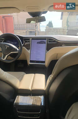 Ліфтбек Tesla Model S 2015 в 