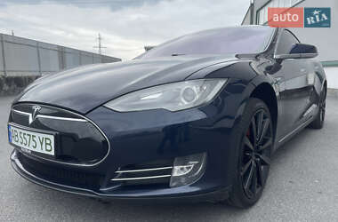 Лифтбек Tesla Model S 2014 в 