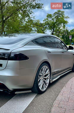 Лифтбек Tesla Model S 2021 в Одессе