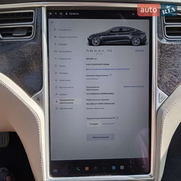 Лифтбек Tesla Model S 2014 в Ивано-Франковске