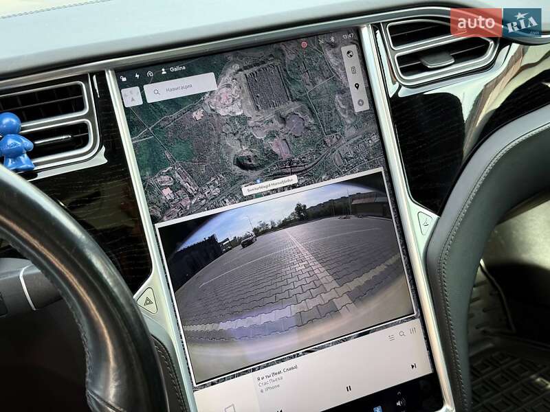 Лифтбек Tesla Model S 2017 в Кривом Роге