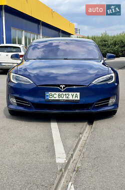 Лифтбек Tesla Model S 2019 в 