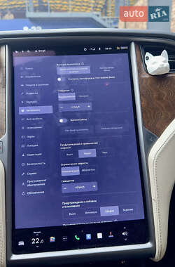 Лифтбек Tesla Model S 2019 в 