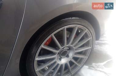 Лифтбек Tesla Model S 2014 в 