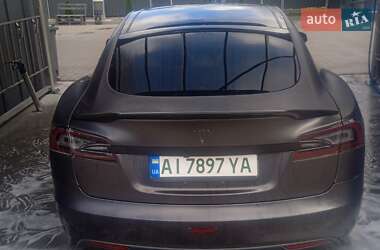Лифтбек Tesla Model S 2014 в 