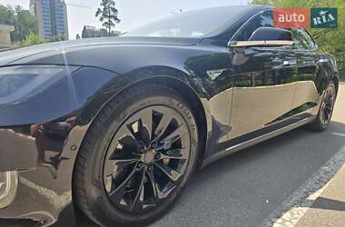 Ліфтбек Tesla Model S 2015 в Харкові