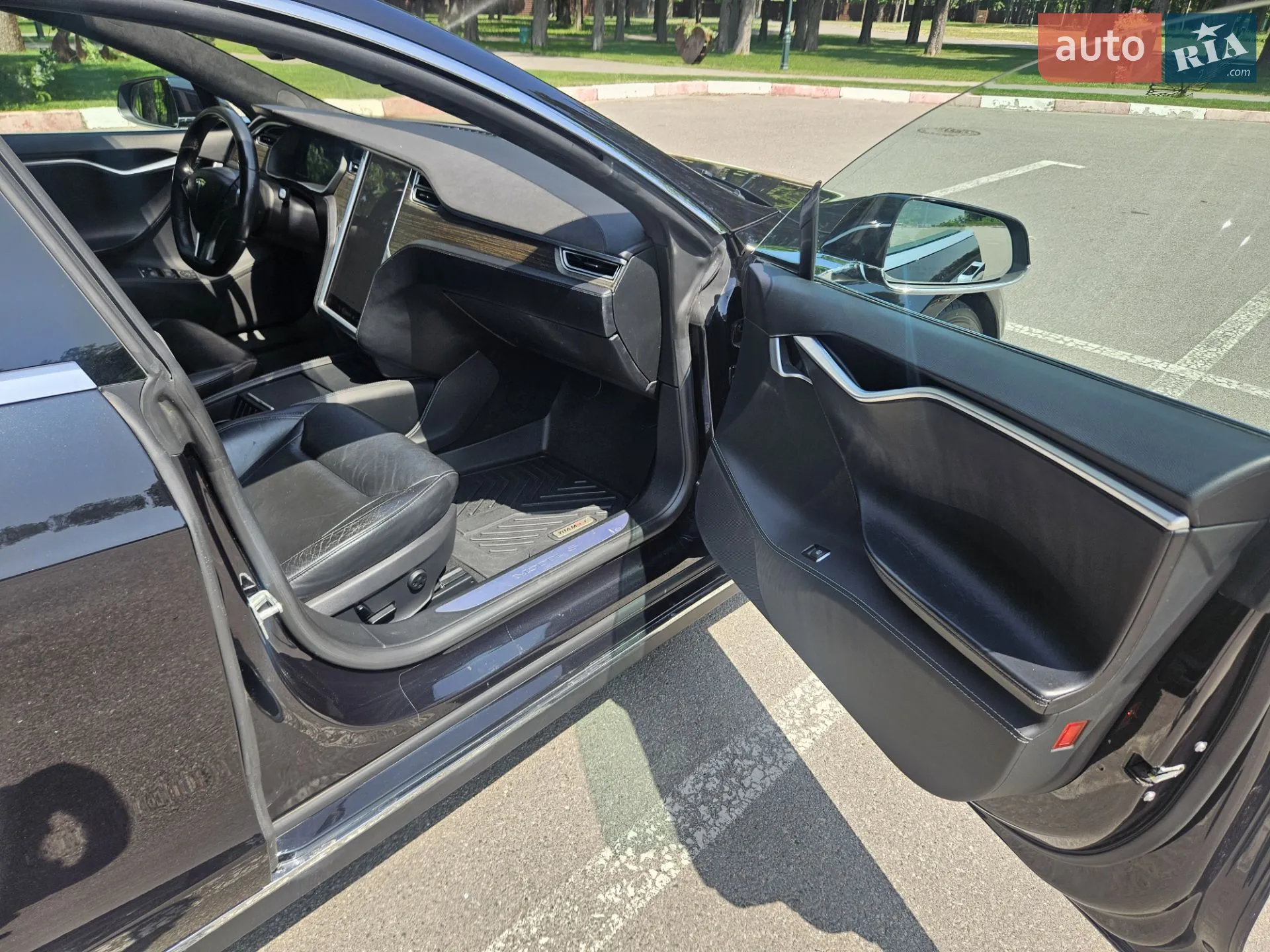 2015 Tesla Model S - мініатюра 46