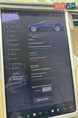 Лифтбек Tesla Model S 2017 в 
