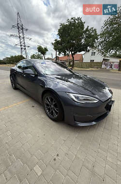 Лифтбек Tesla Model S 2022 в 