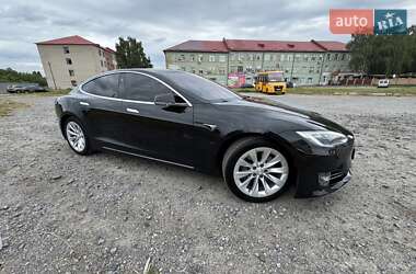 Лифтбек Tesla Model S 2018 в 