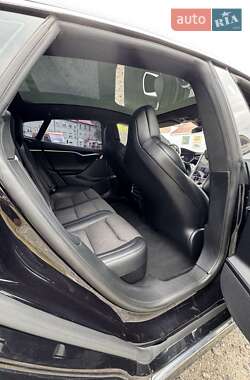 Лифтбек Tesla Model S 2018 в 