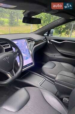 Ліфтбек Tesla Model S 2016 в 