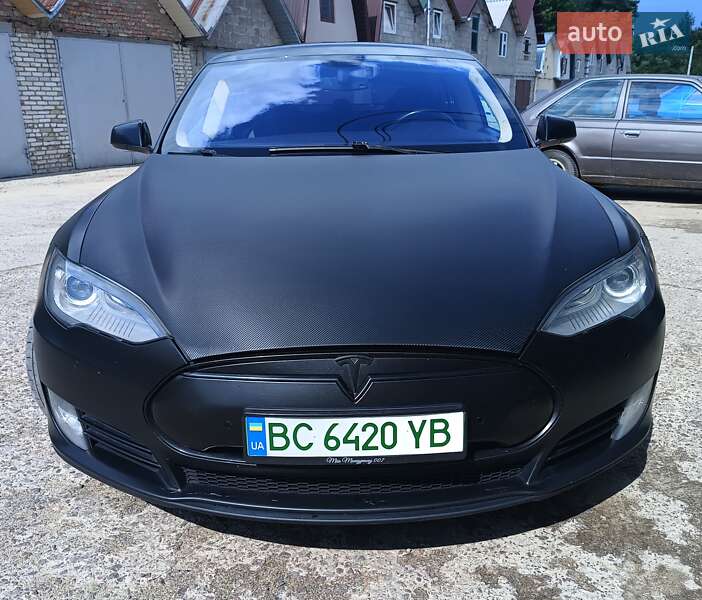 Лифтбек Tesla Model S 2014 в Старичах