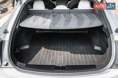 Лифтбек Tesla Model S 2024 в 