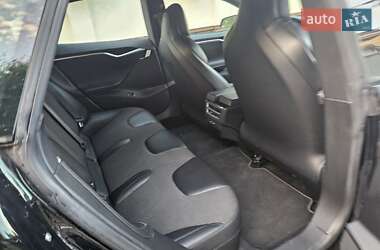 Лифтбек Tesla Model S 2017 в 