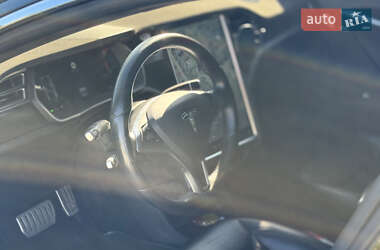 Ліфтбек Tesla Model S 2015 в 