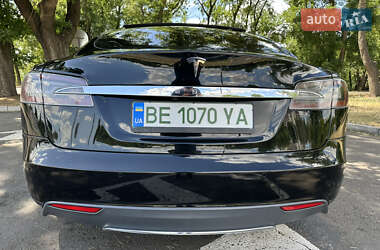 Лифтбек Tesla Model S 2014 в 