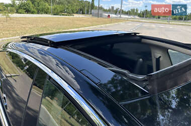 Лифтбек Tesla Model S 2014 в 