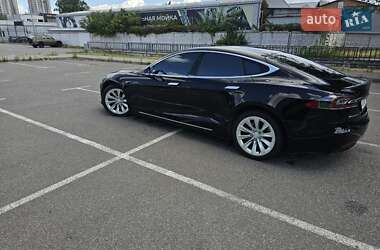 Лифтбек Tesla Model S 2018 в 