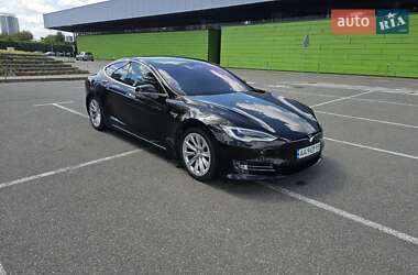 Лифтбек Tesla Model S 2018 в 