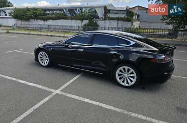 Лифтбек Tesla Model S 2018 в 