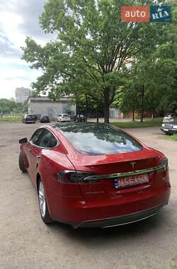 Ліфтбек Tesla Model S 2013 в 