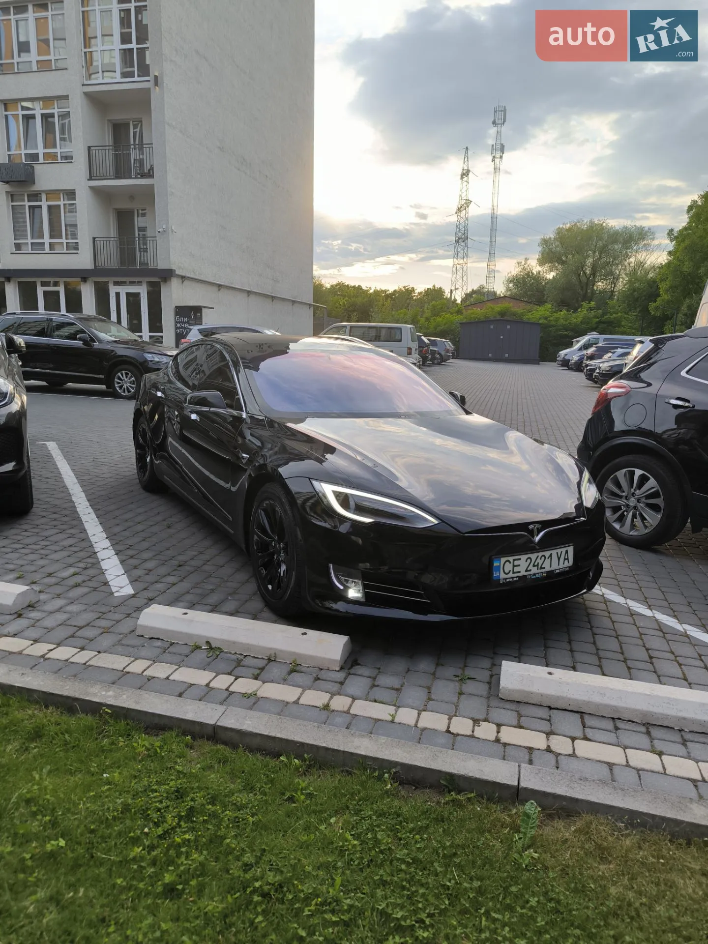 Tesla Model S 2017 VIN 5YJSA1E17HF209651 фото оголошення 17 з 19