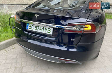 Лифтбек Tesla Model S 2013 в Львове