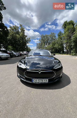 Лифтбек Tesla Model S 2013 в Черкассах
