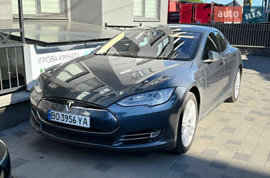 Ліфтбек Tesla Model S 2014 в Тернополі