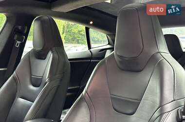 Лифтбек Tesla Model S 2016 в 