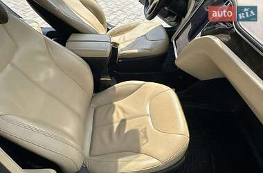 Лифтбек Tesla Model S 2013 в 