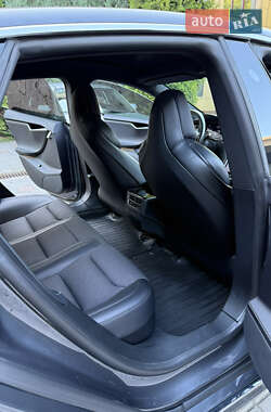 Ліфтбек Tesla Model S 2018 в 