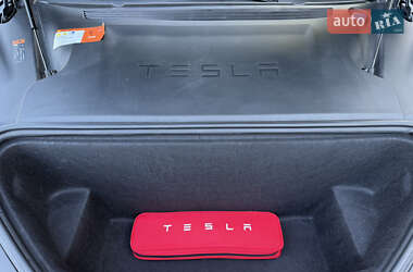 Ліфтбек Tesla Model S 2018 в 