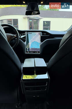 Ліфтбек Tesla Model S 2018 в 
