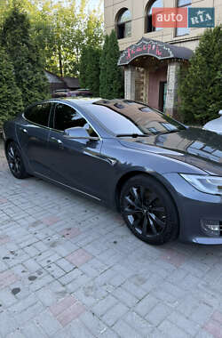 Ліфтбек Tesla Model S 2018 в 