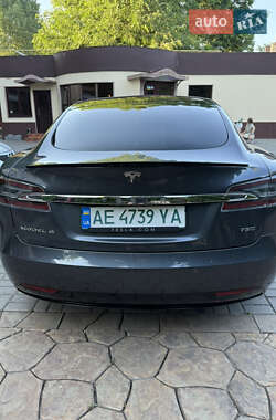 Ліфтбек Tesla Model S 2018 в 