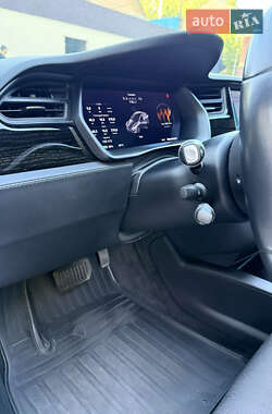Ліфтбек Tesla Model S 2018 в 