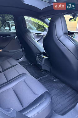 Ліфтбек Tesla Model S 2018 в 
