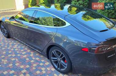 Лифтбек Tesla Model S 2016 в 