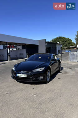 Лифтбек Tesla Model S 2014 в Ужгороде