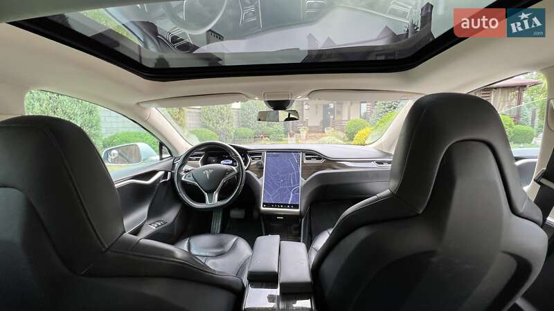 Лифтбек Tesla Model S 2015 в Одессе