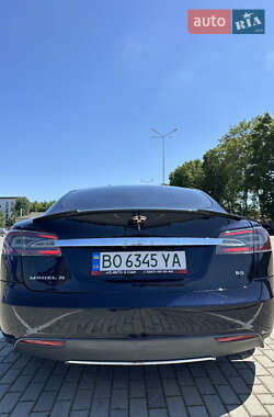 Лифтбек Tesla Model S 2013 в 