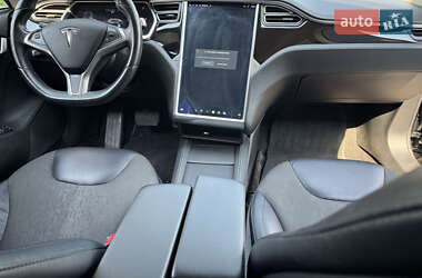 Ліфтбек Tesla Model S 2014 в 