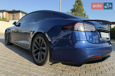 Лифтбек Tesla Model S 2022 в 