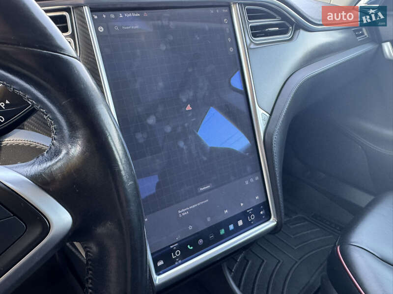 Ліфтбек Tesla Model S 2014 в Одесі