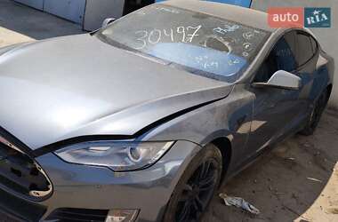 Лифтбек Tesla Model S 2014 в Киеве